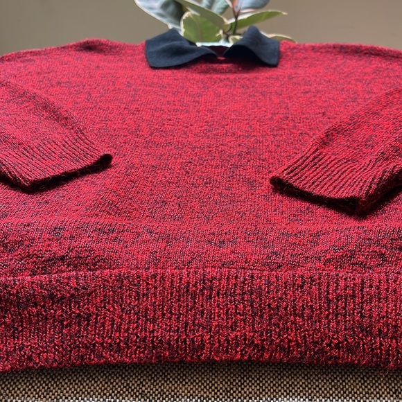 90s Vintage Grandpa Sweater with Black Collar Detailing - Picture 7 of 17